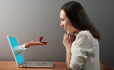Edhe dashuria online ka rregullat e saj për t’u gjetur