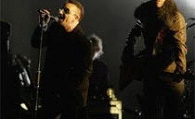 U2 kryeson me numrin e biletave të shitura