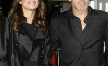 Cavalli beson te lidhja e Clooney- Canalis
