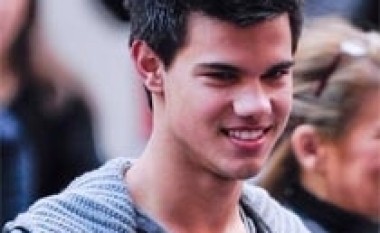 Lautner fiton 7.5 milion dollarë për një film