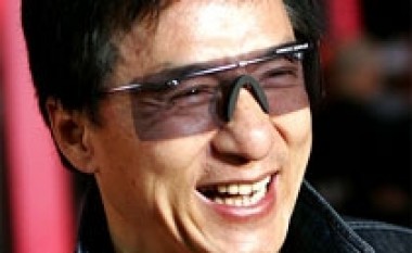 Jackie Chan planifikon muzikal të jetës së tij