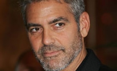 Clooney mëson italisht