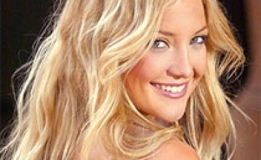 Gerard Butler i gjuhet Kate Hudson-it