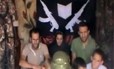 Shfaqet në video familja e rrëmbyer franceze