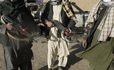 Afganistan, talibanët vranë 17 njerëz në stacionin e policisë