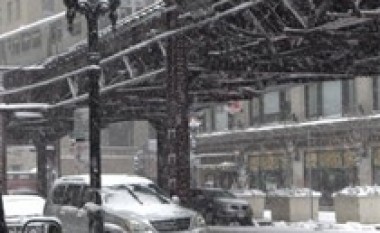 SHBA: Stuhia e borës anulon shumë fluturime