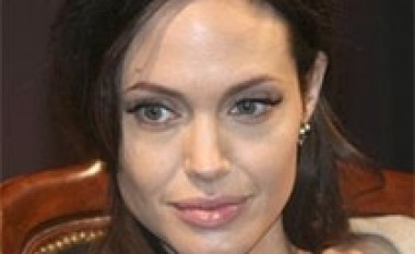Dieta ekstreme e Angelina Joliet