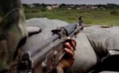 Forcat izraelite vrasin një palestinez