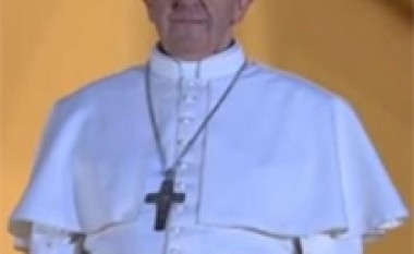 Papa i ri është Jorge Mario Bergoglio i Argjentinës