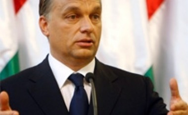 Hungari, kryeministri Orban sfidon SHBA-të dhe BE-në