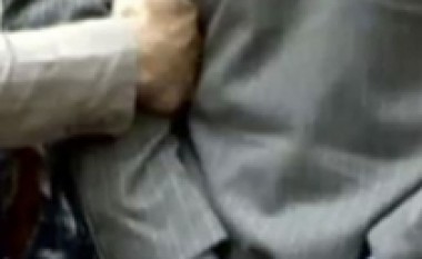 Arrestohen 19 shpëlarës parash në SHBA