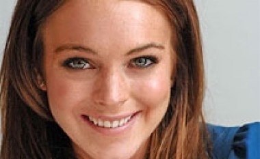 Lohan fajëson mediat se po ia dëmtojnë karrierën