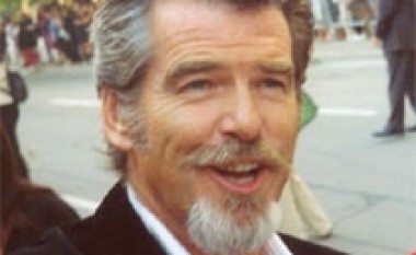 Brosnan dhe Thurman do të luajnë Perënditë greke