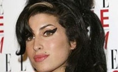 Amy Winehouse në lidhje me truprojën