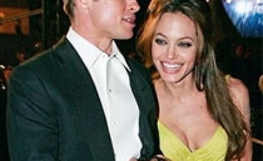 Angelina Jolie shtatzënë?