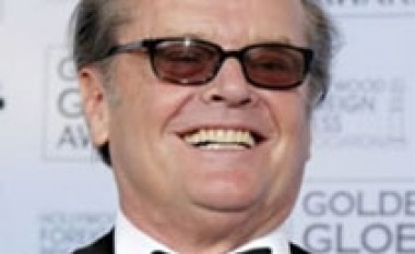 Nicholson nge padi ndaj një borxhliu