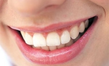 Inflamacioni i mishit të dhëmbëve paralajmërim për kancer