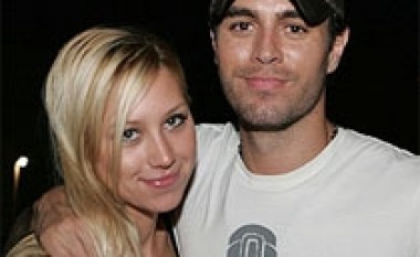 Fejohen Kournikova dhe Iglesias?