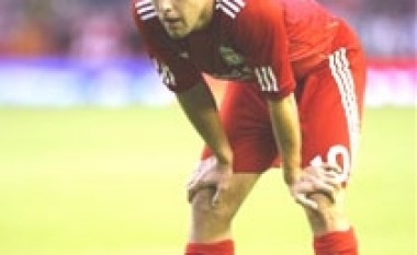 Cole mbetet te Liverpooli