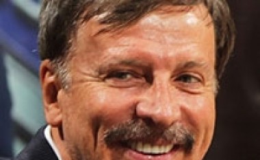 Kroenke në Londër për zgjidhur çështjen e Cesc