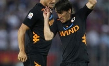 Krkic: Është lehtë të luash me Tottin