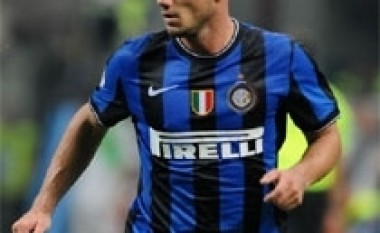 Sneijder: Interi dëshiron të më shesë