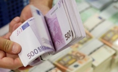 Banka Qendrore Evropiane rrit normat e interesit, ekonomistët thonë se kjo prek edhe Kosovën