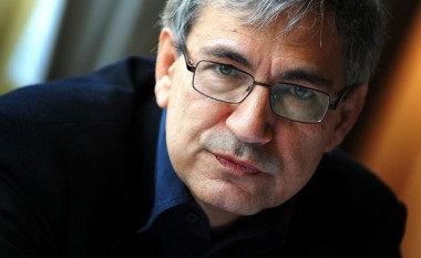 Açka: Mendoj se një degë e familjes së Orhan Pamukut është shqiptare