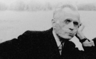 Mit’hat Frashëri: Komunizmi, kolera që shkatërron shpirtin e njeriut