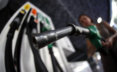 Ministria e Tregtisë e vendos çmimin e ri për derivate, disa naftëtarë nuk po e përfillin vendimin