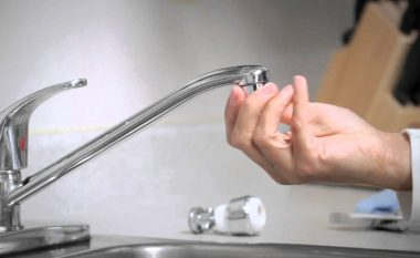 Këtë pjesë në çezmë patjetër duhet ta pastroni: Kontrolli i rregullt mund t’ju shpëtojë shëndetin