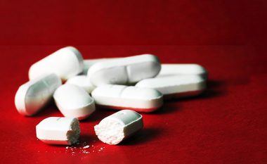 Sa paracetamola bën t’i pini në ditë: Tejkalimi i kësaj doze mund të jetë vdekjeprurëse
