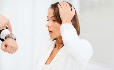 A mund të arsyetohen personat që gjithmonë vonohen?