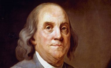 Thënie të Benjamin Franklinit: Tragjedia e jetës është se plakemi shumë herët dhe mësojmë shumë vonë!