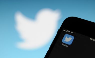 Twitter rrit numrin e përdoruesve, por me më pak të hyra nga reklamat