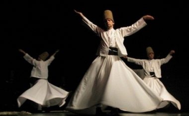 Poetja franceze e dashuruar me dervishët shqiptar