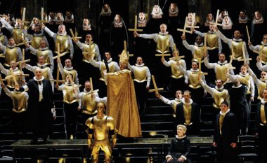 Pas 80 vitesh, rikthehet në skenë opera e famshme “Hygenotët”