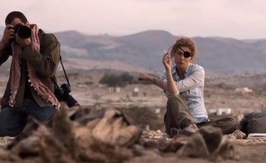 ”A Private War”, homazh për gazetarinë e mirëfilltë… në epokën e gënjeshtrave!