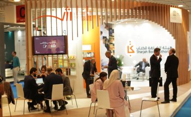 Autoriteti i Librit në Sharjah forcon lidhjet me botuesit ndërkombëtarë në Panairin e Librit të  Frankfurtit 2018