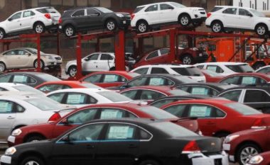 GM largon nga puna rreth 15 mijë punëtorë, kursehen 6 miliardë dollarë