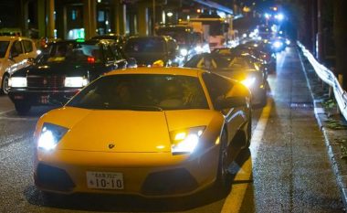 Më se 200 super-makina morën pjesë në Ditën e Lamborghinit në Japoni (Foto)