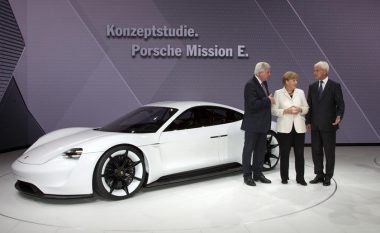 Ministri i Ekonomisë në Gjermani kërkon nga prodhuesit vendas, makina elektrike me pamje më të mirë (Foto)