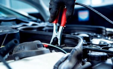 Si të kujdesemi për baterinë e automjetit gjatë dimrit