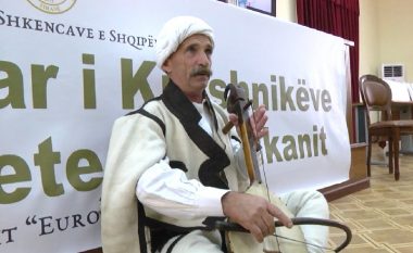 Lahutarët: Jemi të vonuar si komb, nuk shkohet në UNESCO me duar në xhepa