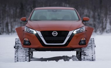 Nissan Altima me rrota sikur të tankeve, lëvizë edhe nëpër shtigjet më të vështira (Video)