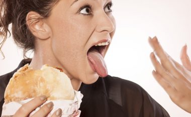 Shuajeni djegësirën në gojë: Kur ju djeg goja nga gjërat pikante, veproni në këtë mënyrë!