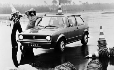 Pikërisht 45 vjet më parë u krijua i famshmi VW Golf – ja se si ka ndryshuar gjatë këtyre viteve (Foto)