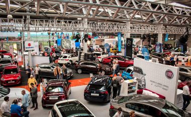 Në panairin “Prishtina International Autoshow” do të marrin pjesë 23 brende, minimumi me nga katër vetura (Video)