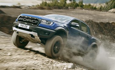 Ford Ranger Raptor kryen lëvizje të suksesshme edhe në terrene të vështira (Video)