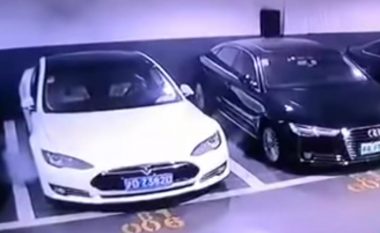 Tesla Model S eksplodoi papritmas derisa ndodhej në parking (Video)